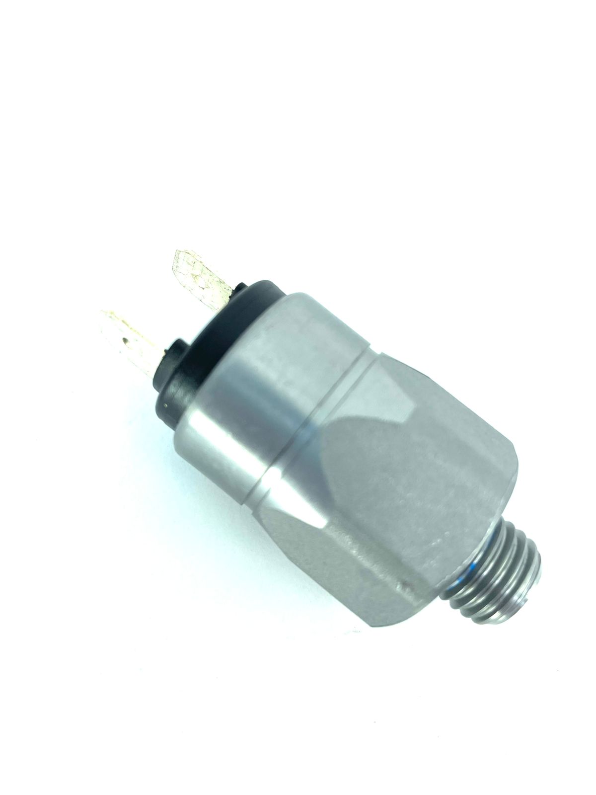 Z4704 - SENSOR DE PRESSAO ELETRICO CNH: 87395493